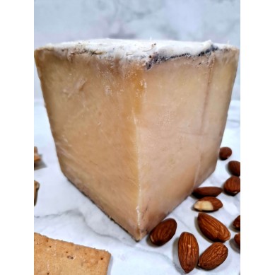 Comprar Queso de Oveja Añejo con Manteca Ibérica Encinasola | Precio Queso de Oveja Añejo con Manteca Ibérica Encinasola