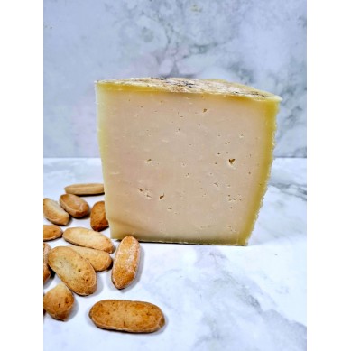 Queso Manchego Semicurado D.O.P. Finca La Cuadra Gourmet | Comprar Queso Manchego Semicurado D.O.P. Finca La Cuadra