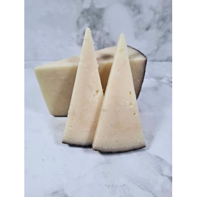 Comprar Queso Cabra Curado con Vino Tinto | Precio Queso Cabra Curado con Vino Tinto Online