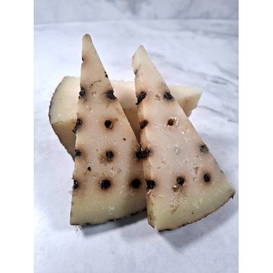 Comprar Queso de Oveja Curado con Ajo Negro | Precio Queso de Oveja Curado con Ajo Negro