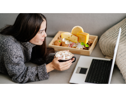 Las mejores series para ver con queso...
